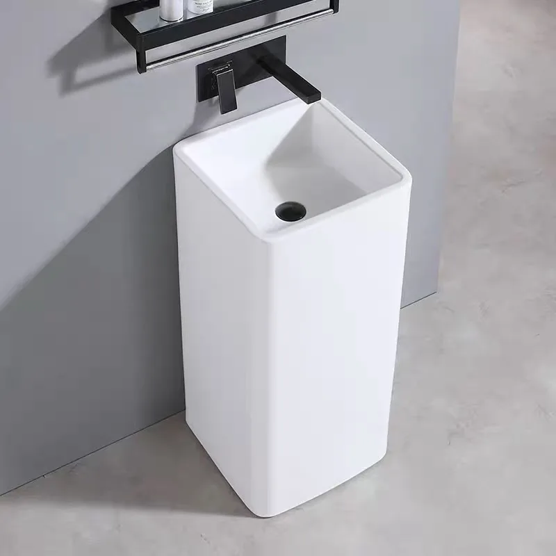 BC LKW D6004A Free Standing Basin