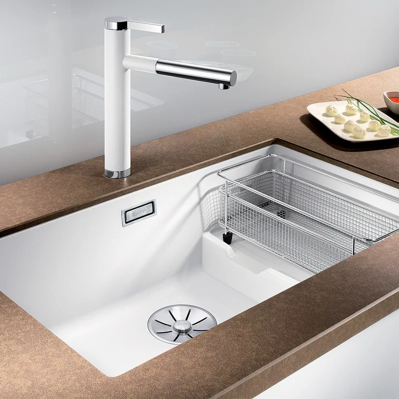 BLANCO Subline 700-U-Level Undermount Sink (Black)