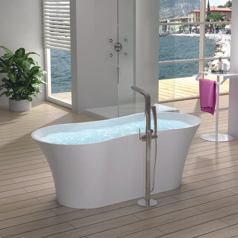 BTS01 Free Standing Bathtub