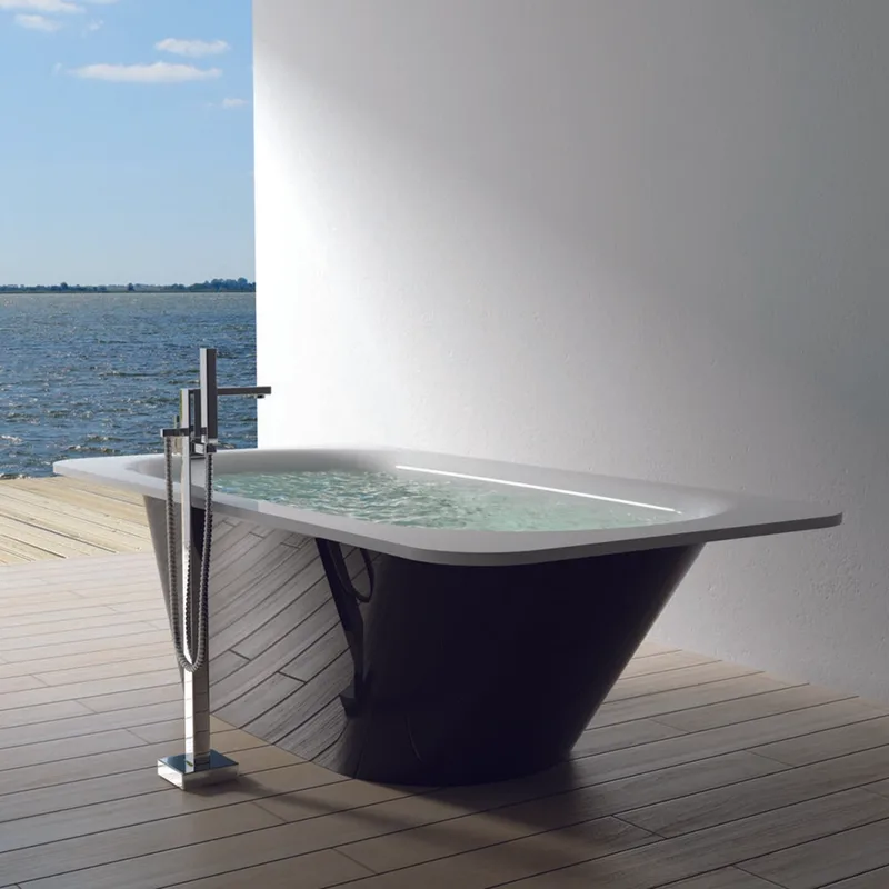 BTS41 Free Standing Bathtub (Black)
