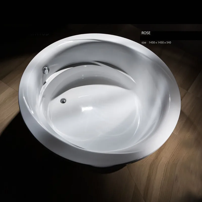 Soft Bathtub Rose Built-In Bathtub